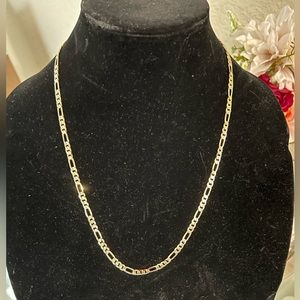 Gold link. Costume jewelry 20” 90’s fashion